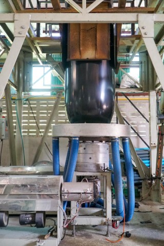 โรงงานเป่าพลาสติก นนทบุรี